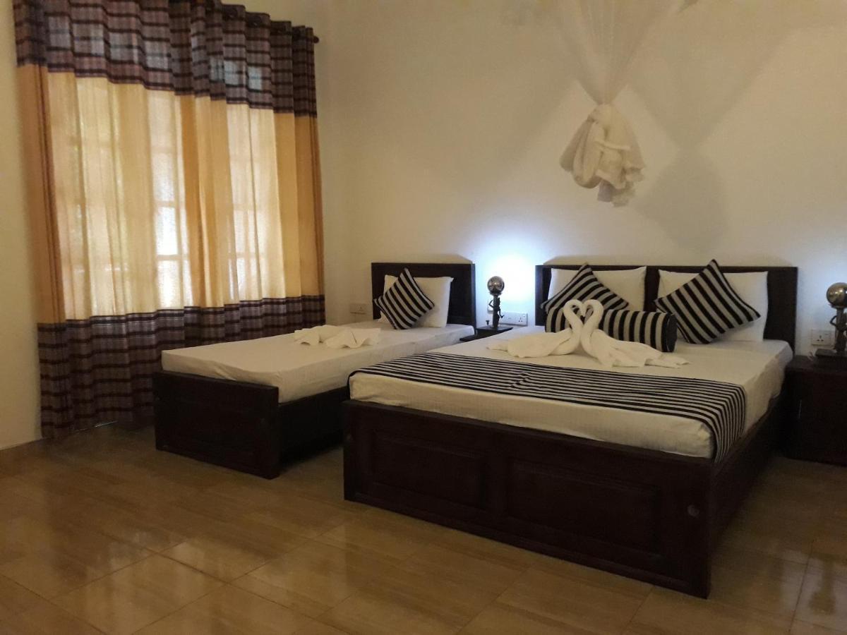 Isanka Lion Lodge Sigiriya Dış mekan fotoğraf