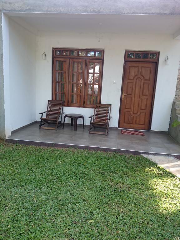 Isanka Lion Lodge Sigiriya Dış mekan fotoğraf