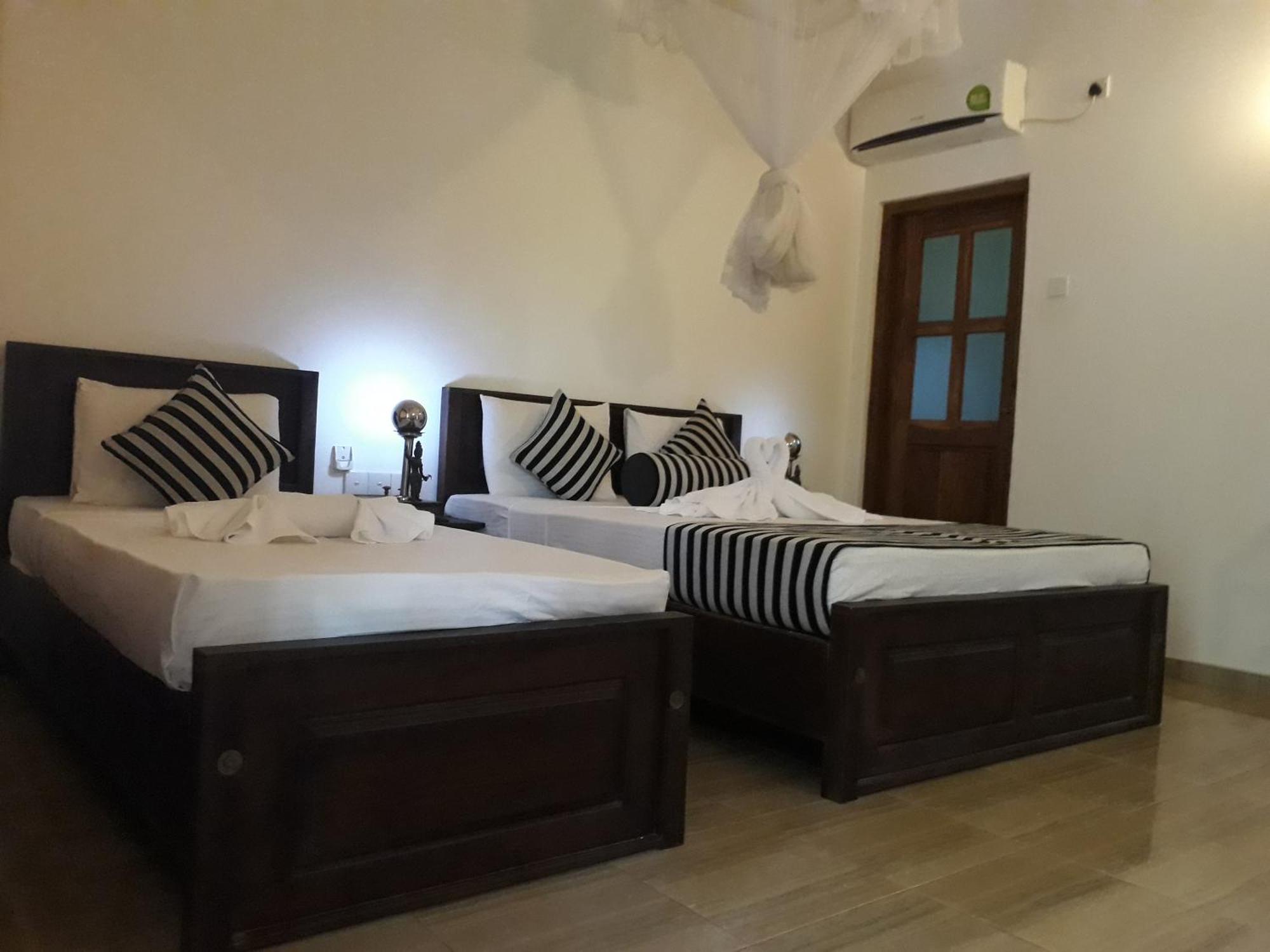 Isanka Lion Lodge Sigiriya Dış mekan fotoğraf